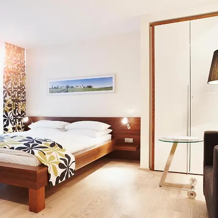 Spritzenhaus 3*